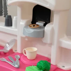 Step2 Fun With Friends Kitchen 15pc - Pink -LITTLE TIKES Shop GUEST 021ee14e 7697 4c69 8359 213377c320ef