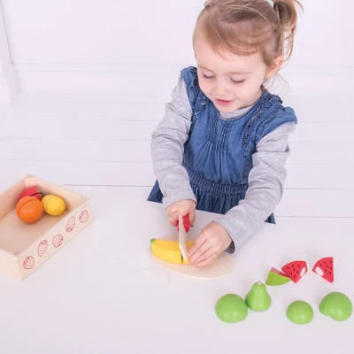 Bigjigs Toys Cutting Fruit Crate Wooden Role Play Toy Set Of 18 5 Bigjigs Toys Cutting Fruit Crate Wooden Role Play Toy Set Of 18 - Image 5