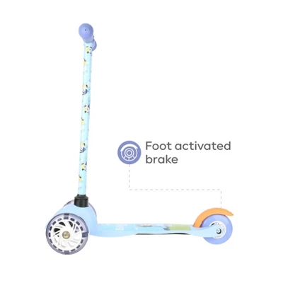 Bluey Tilt/Turn Scooter With Light Up Wheels 6 Bluey Tilt/Turn Scooter With Light Up Wheels - Image 6