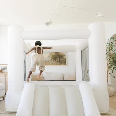 SMOL 8' X 8' Inflatable Bounce House - Neutral Tumblr 2 SMOL 8' X 8' Inflatable Bounce House - Neutral Tumblr - Image 2