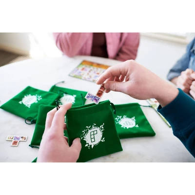 Goliath Alice's Garden Board Game 3 Goliath Alice's Garden Board Game - Image 3