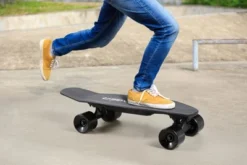 Voyager Tailspin Electric Skateboard -LITTLE TIKES Shop GUEST 6fbc21d8 7da8 4d7e 8a87 03b5c3b783a2
