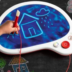 FAO Schwarz Mess-Free Drawing Musical Glow Palette