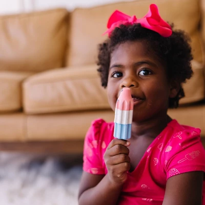 Melissa & Doug Ice Cream Shop Chalk Set 4 Melissa & Doug Ice Cream Shop Chalk Set - Image 4