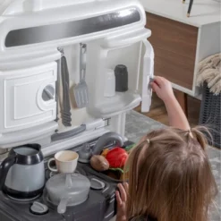 Step2 Quaint Kitchen 22pc - White -LITTLE TIKES Shop GUEST e798e9c9 f2fd 4245 a8b4 186bb0d30173